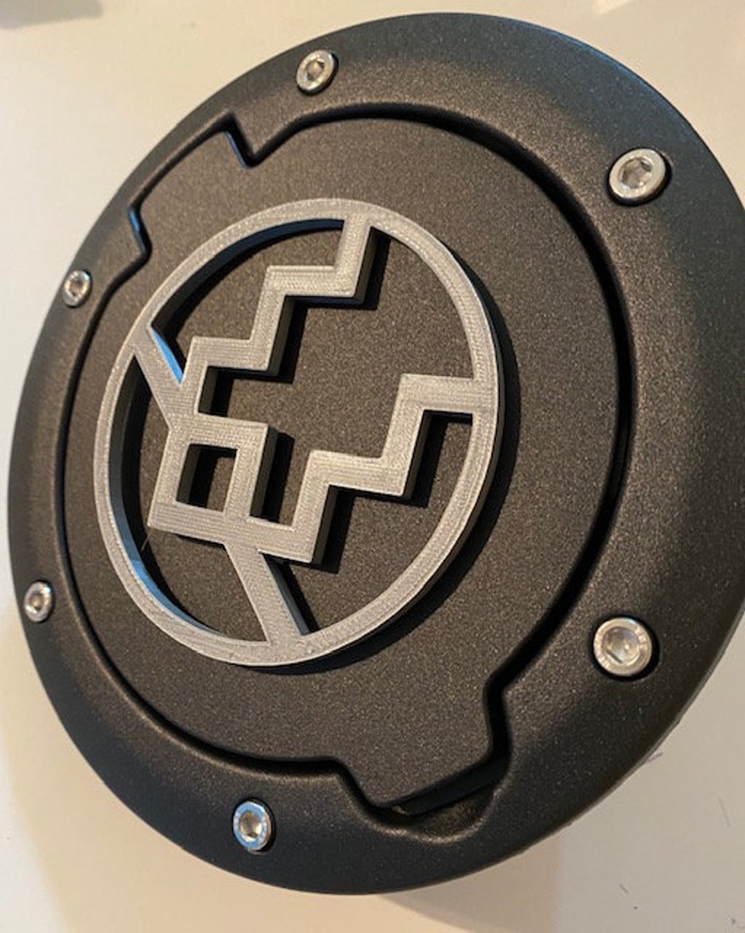 Aluminum Fuel Filler Door Cap Black Gas Cover Tank for Jeep Wrangler JK JKU 07