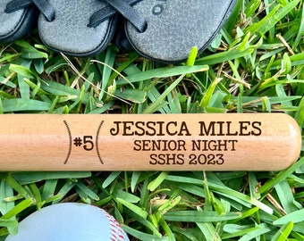 Engraved Miniature bat, baseball player end of season gift idea, softball player bat, engraved mini bat team gift ideas, tee ball player bat