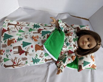 Cozy Flannel "Woodland Animals" Sleeping Bag for 18" Dolls.. including American Girl, Maplelea, Journey Girl and My Life Dolls.