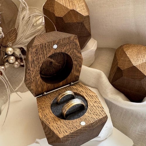 Handmade Oak Wood Double Ring Box: Rustic Wedding Ring Holder