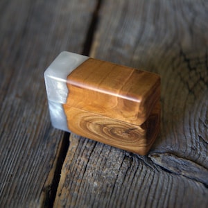 Ring box, Epoxy ring box, Wood ring box, Engagement ring box, Proposal ring box, Secret ring box, Small ring box, Ringschachtel