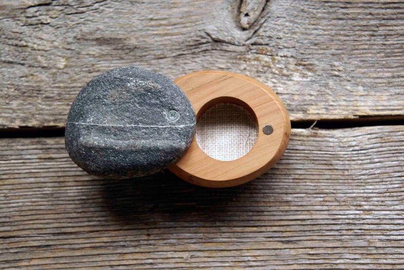 Wood ring box Woodstone ring box Ring box Proposal ring box Rustic ring box,Jewelry box Engagement ring box