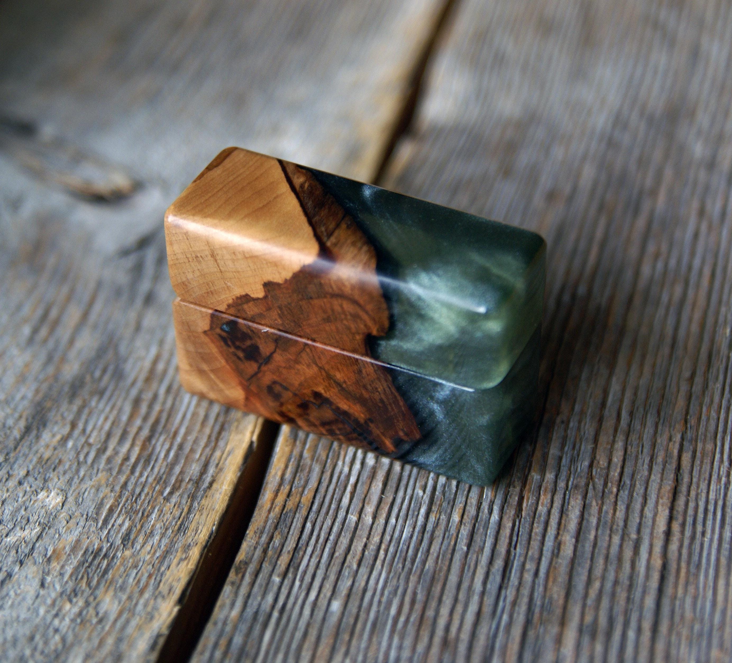 Slim Apple Wood Ring Box: Epoxy Resin Inlay, Magnetic Closure