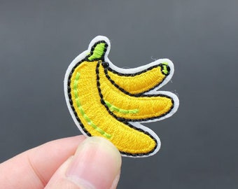 Fer banane sur patch brodé patch 4x4.3cm - PH609