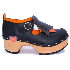 Heart fringe clog image 2