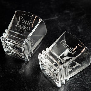 Vasos de whisky y chupitos personalizados: grabados con láser y logotipo personalizado