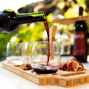 Wine Presentation Board Personalized  Four Styles and Gift image 9