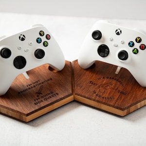 Personalized Wood Stand and Charging Station Gaming Controllers - Gift for Gamers