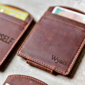 Pince à billets magnétique personnalisée en cuir super fine par Left Coast Original