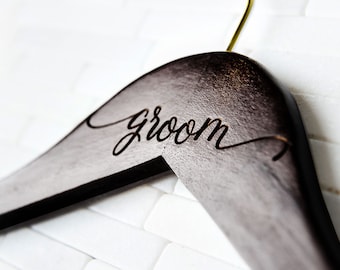 Personalisierte Hochzeitskleid Kleiderbügel mit Gravur
