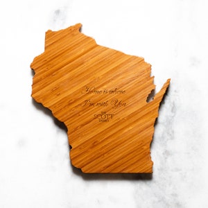 Personalized Wisconsin State Shaped Cutting Board | 16 Options