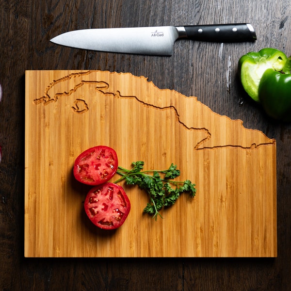 Personalized Country Cutting Board - Cuba