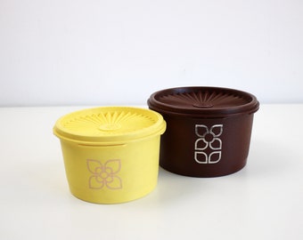 Duo of 1970s Harvest Tupperware storage containers in yellow and brown with fan lid