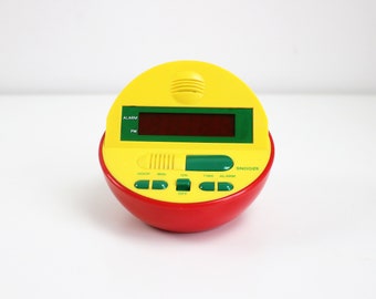 1980s 90s Postmodern electric digital alarm clock in bright plastic - mains working order