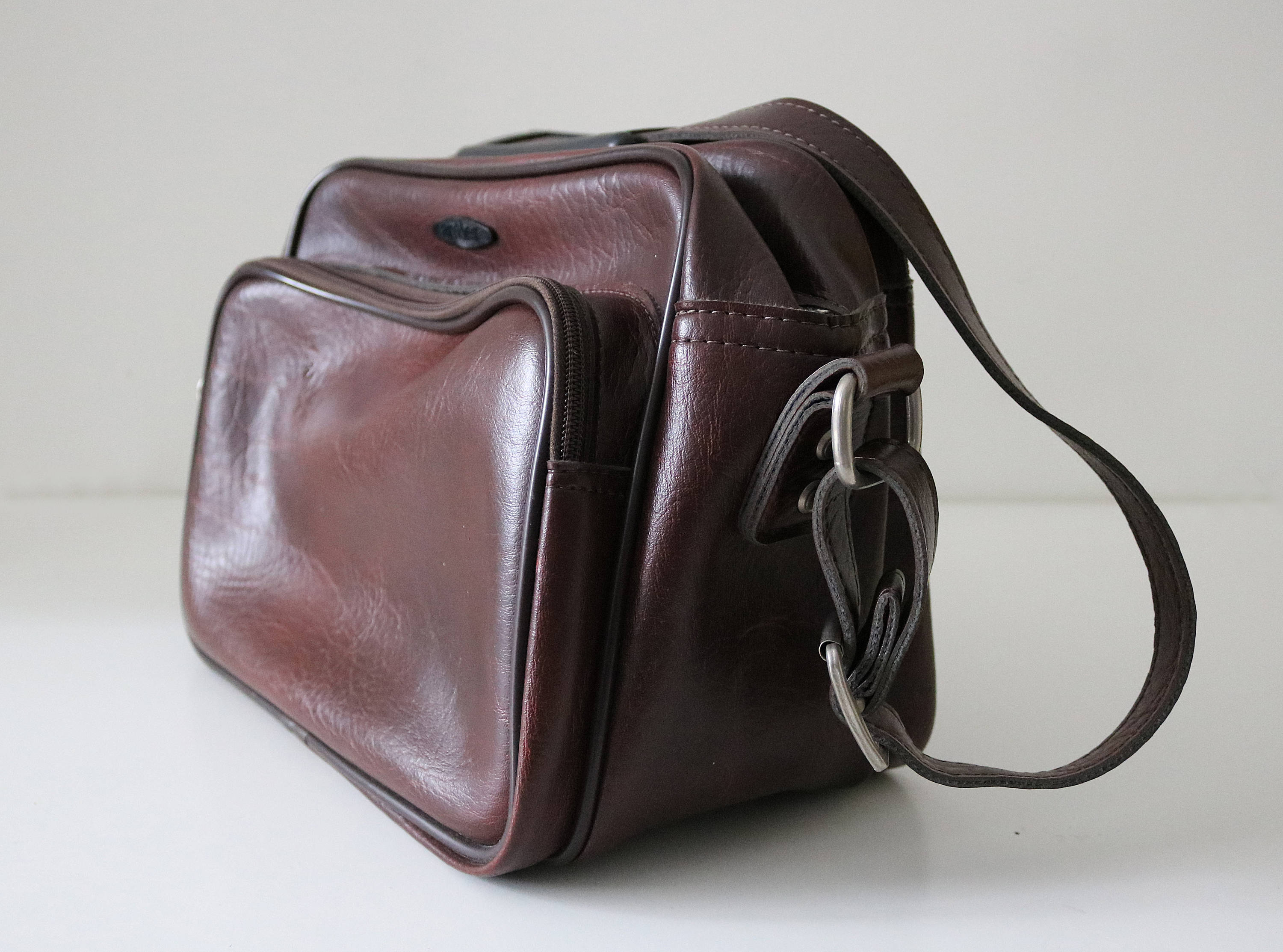 antler leather holdall