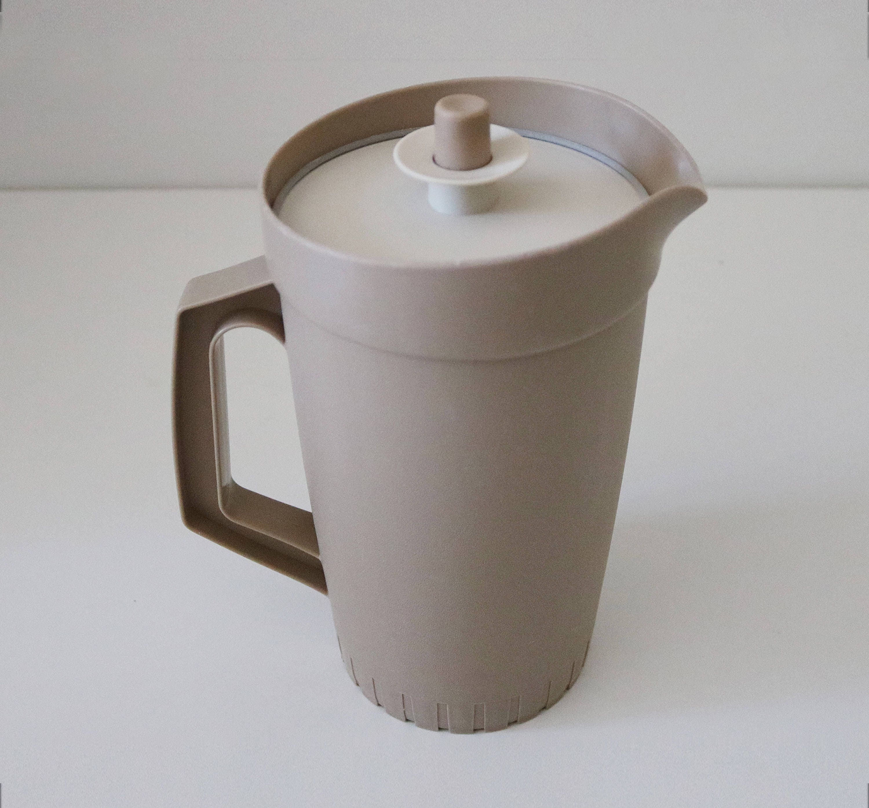 Vintage Tupperware jug vacuum seal button two tone cream and mushroom