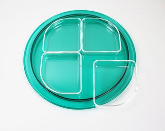 1990s Italian hors d'oeuvres serving tray in clear and clear emerald green lucite by Guzzini - Ninfea range