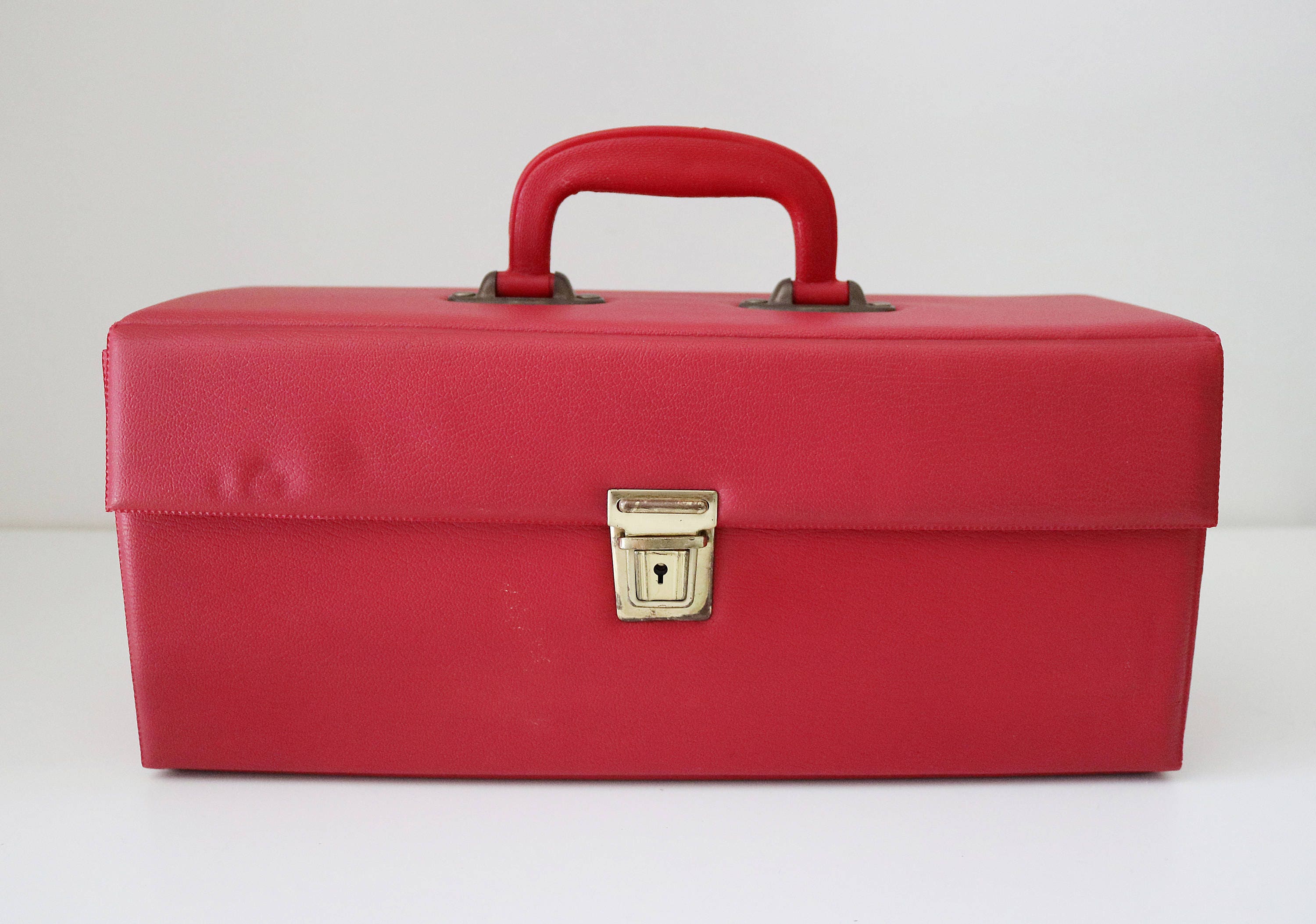 70s 80s Red vinyl cassette carry case jewellery, cosmetics, makeup ...