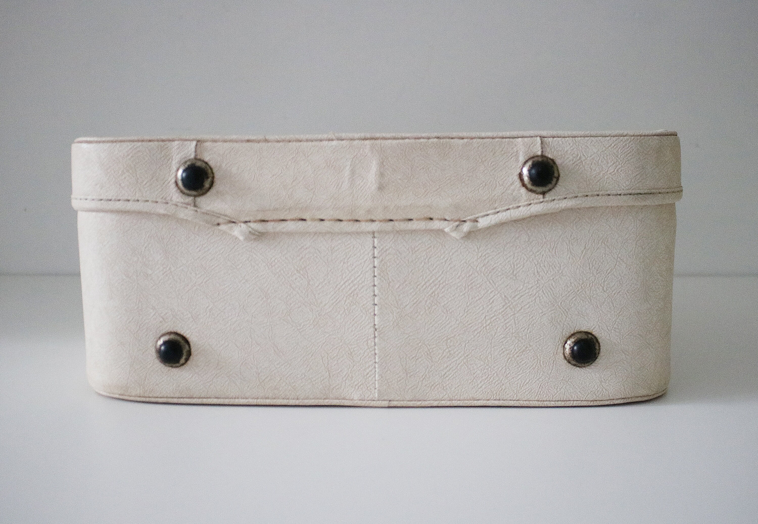 pink antler vanity case