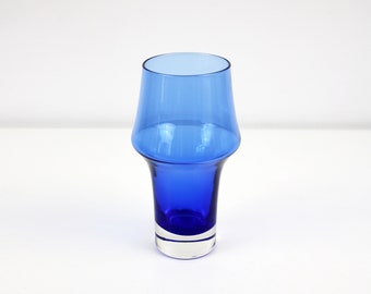 1970s Scandinavian blue and clear glass vase by Riihimaki / Lasi Oy Finland pattern 1374