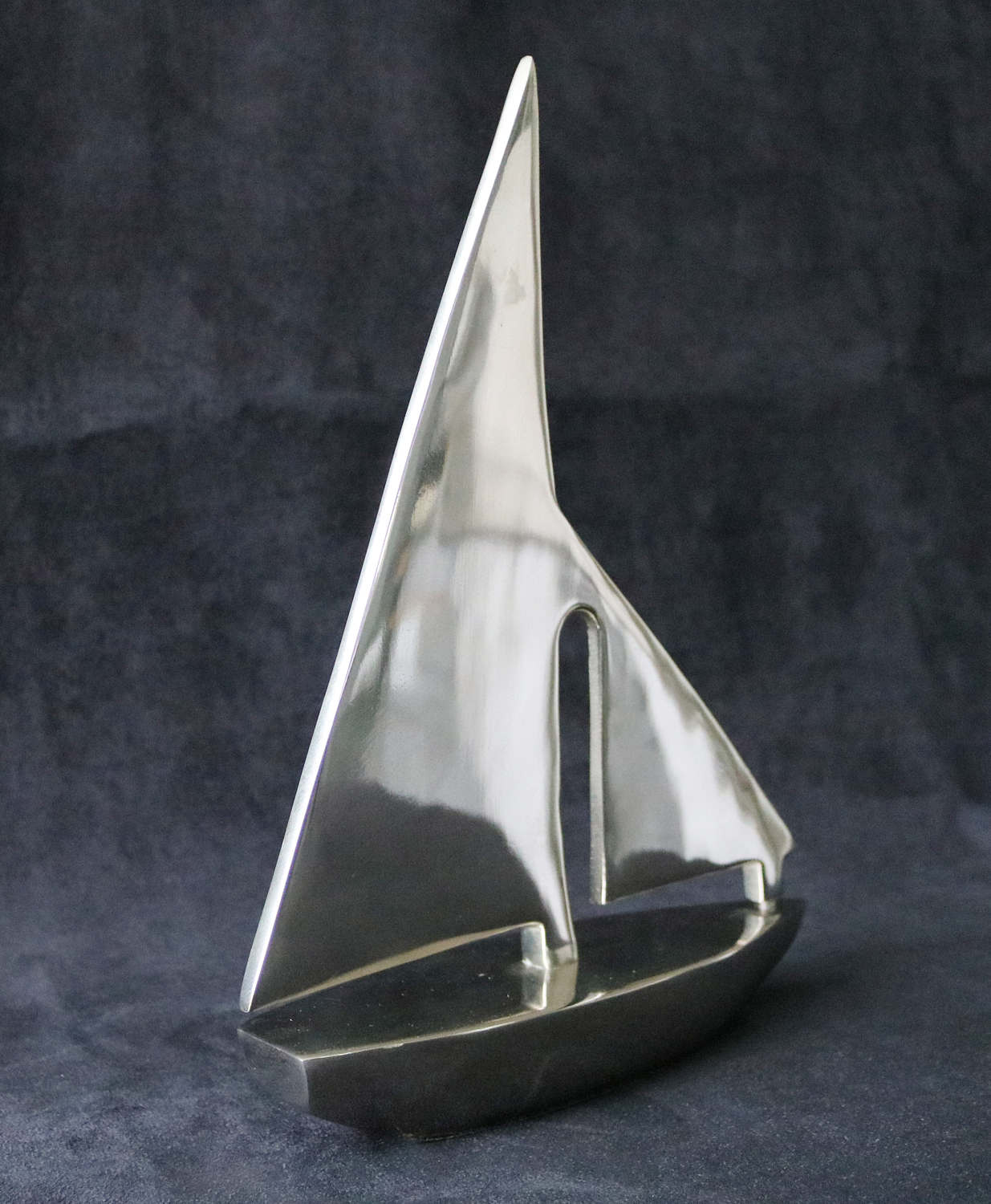 Aluminium sculpture yacht sailing boat