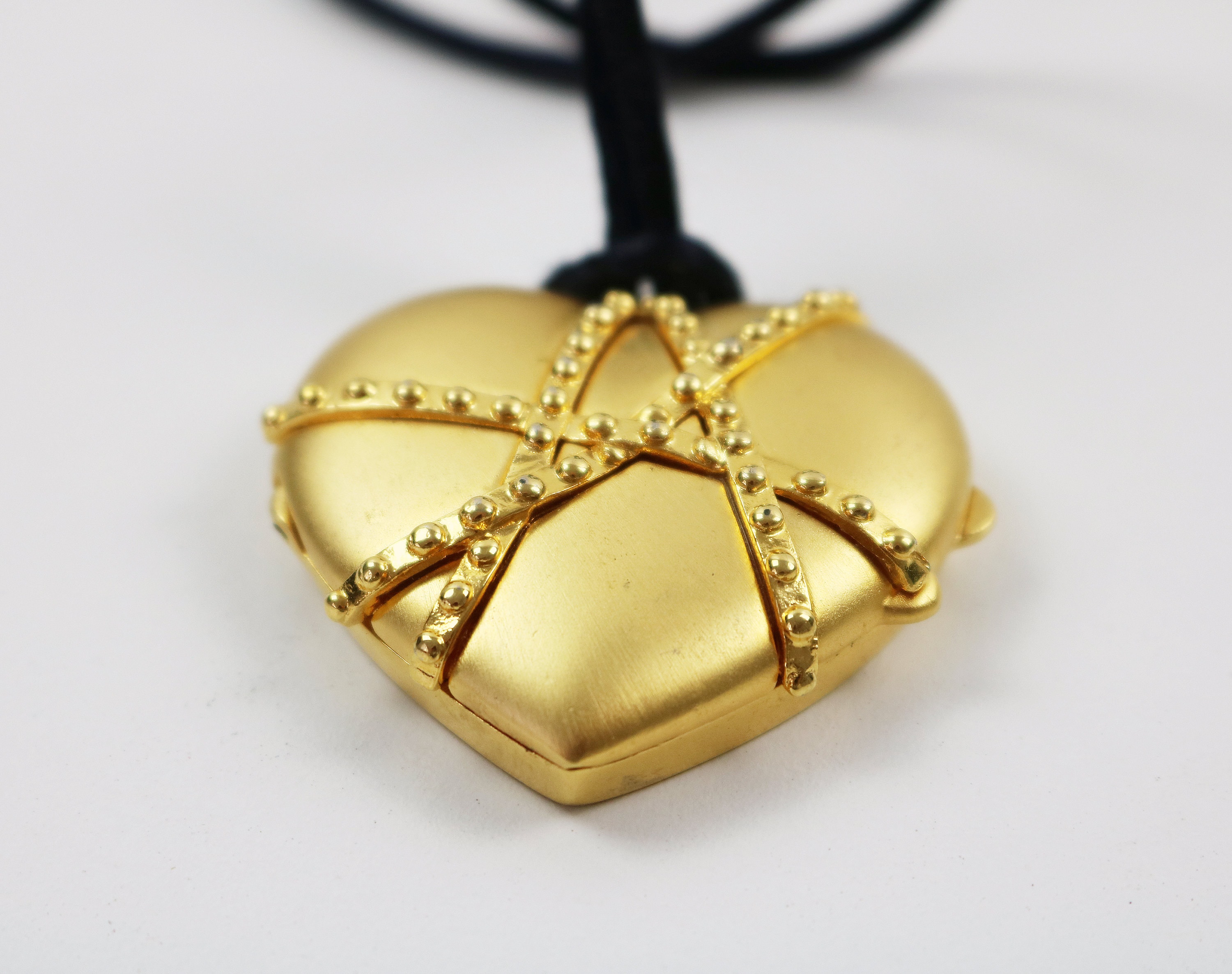 Vintage Estee Lauder solid perfume compact / locket 2 Etsy