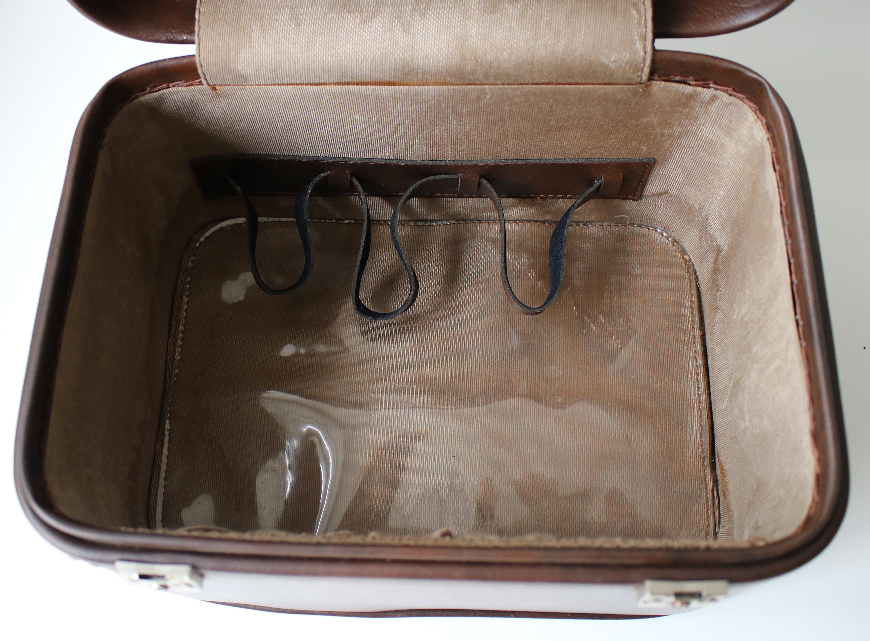 vintage vanity travel case