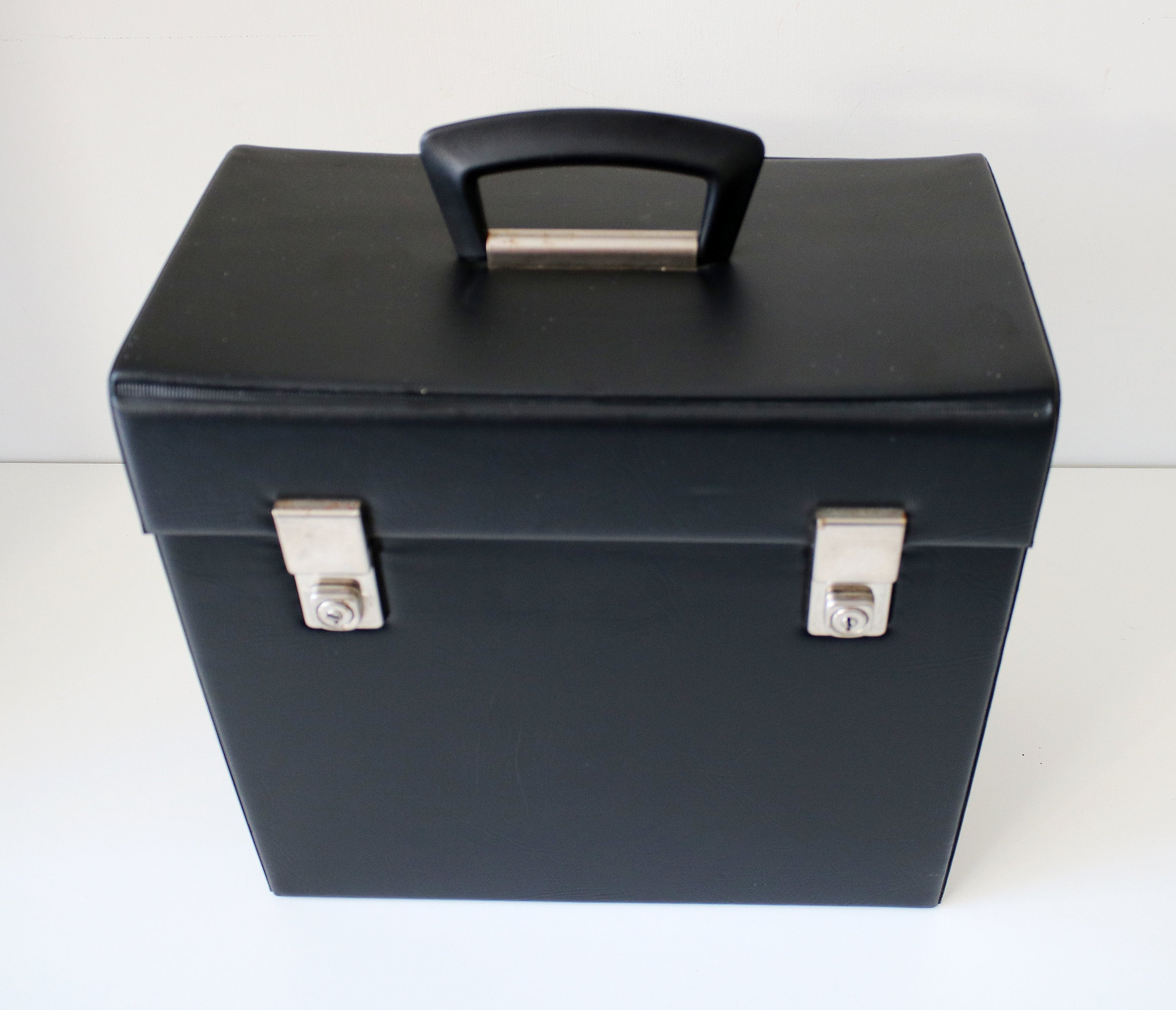 Black vinyl covered record case vinyl albums 12 inch singles LP