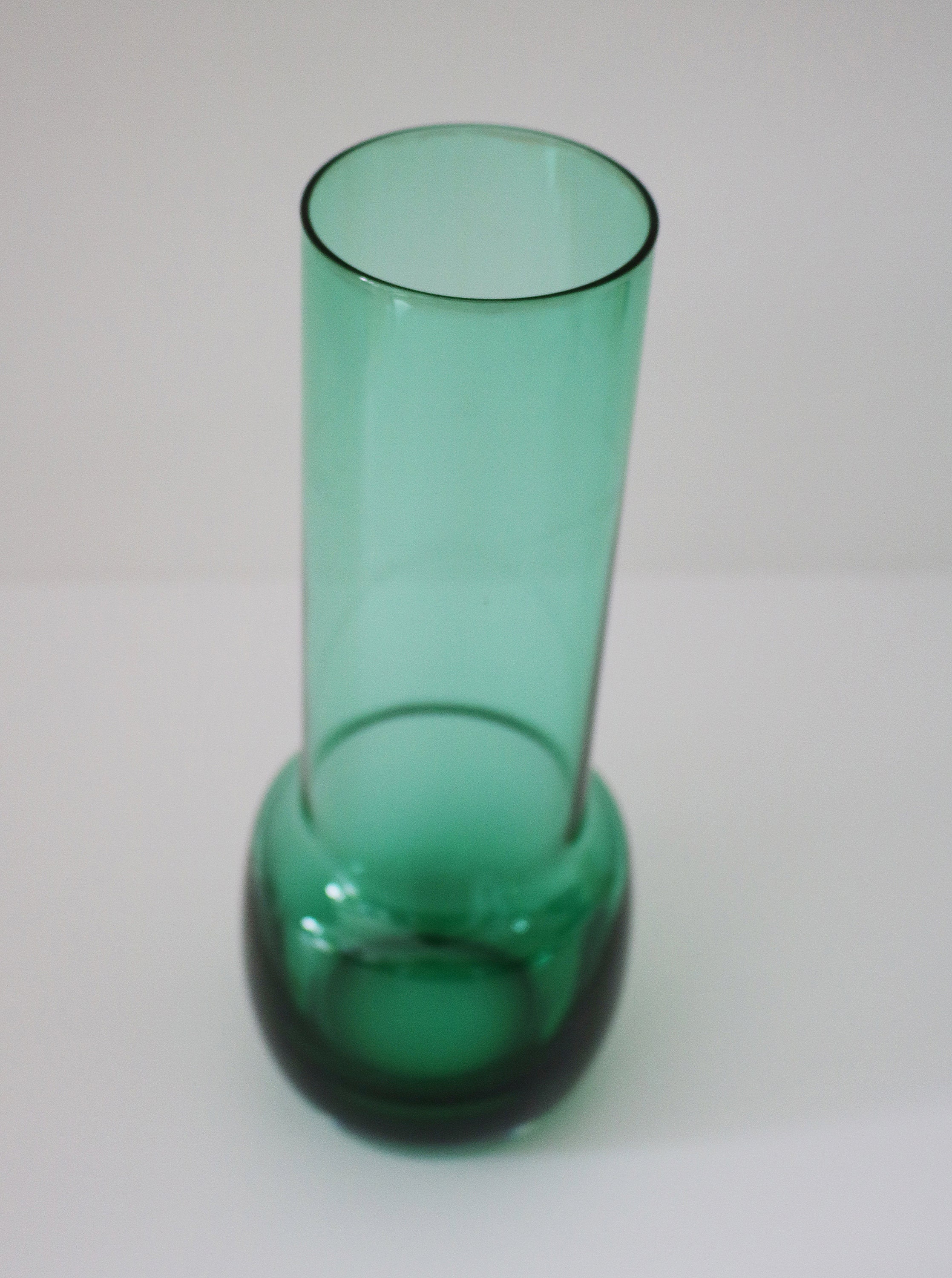 Riihimaki Riihimaen Lasi Oy Vase Design Number 1483 By Tamara Aladin Emerald Green Glass