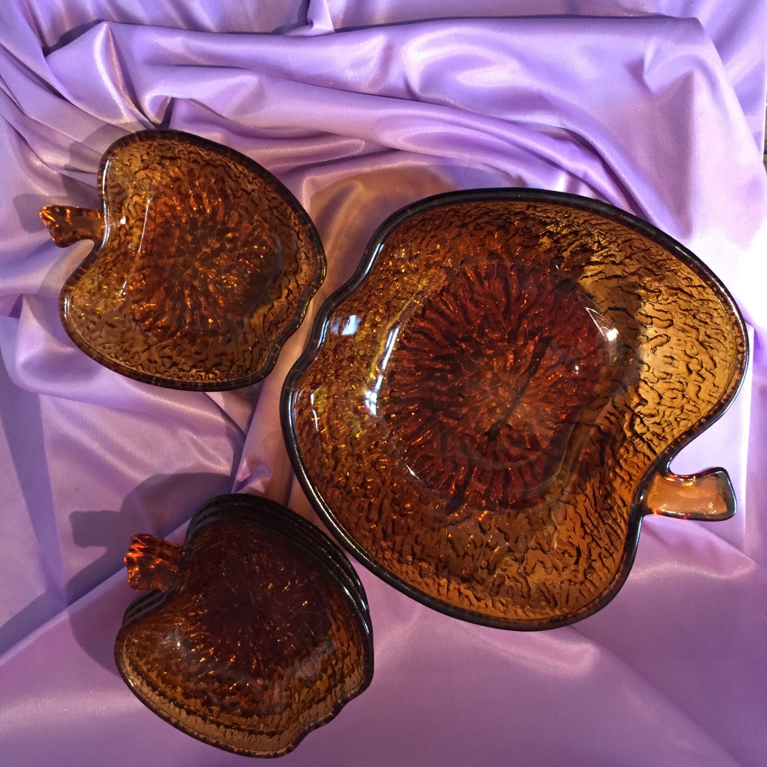 5 piece vintage appleshaped bowl set in amber glass