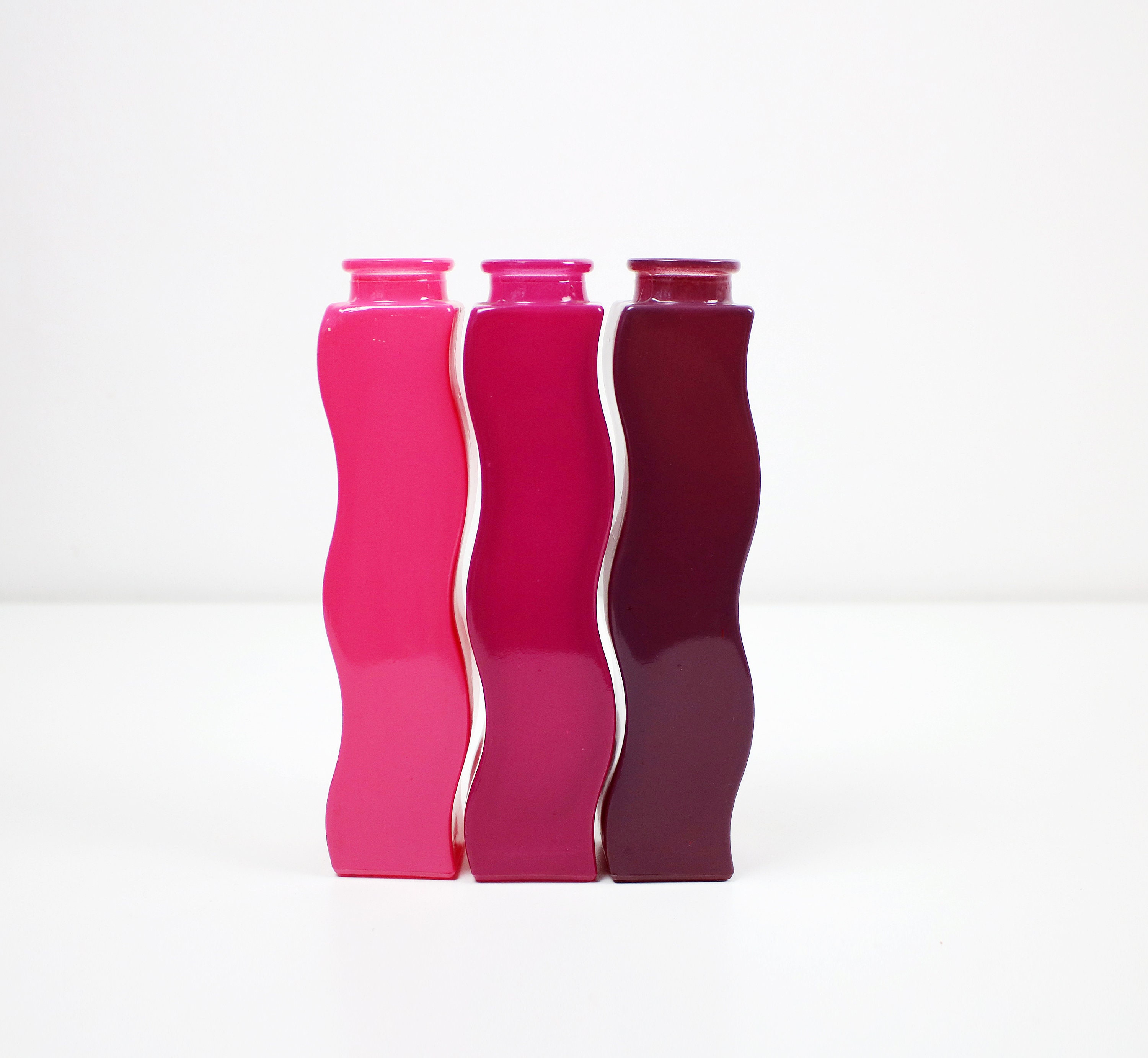 Single 1990s IKEA bud vase Skamt Skämt wavy bud stem vase in light pink, dark pink or purple