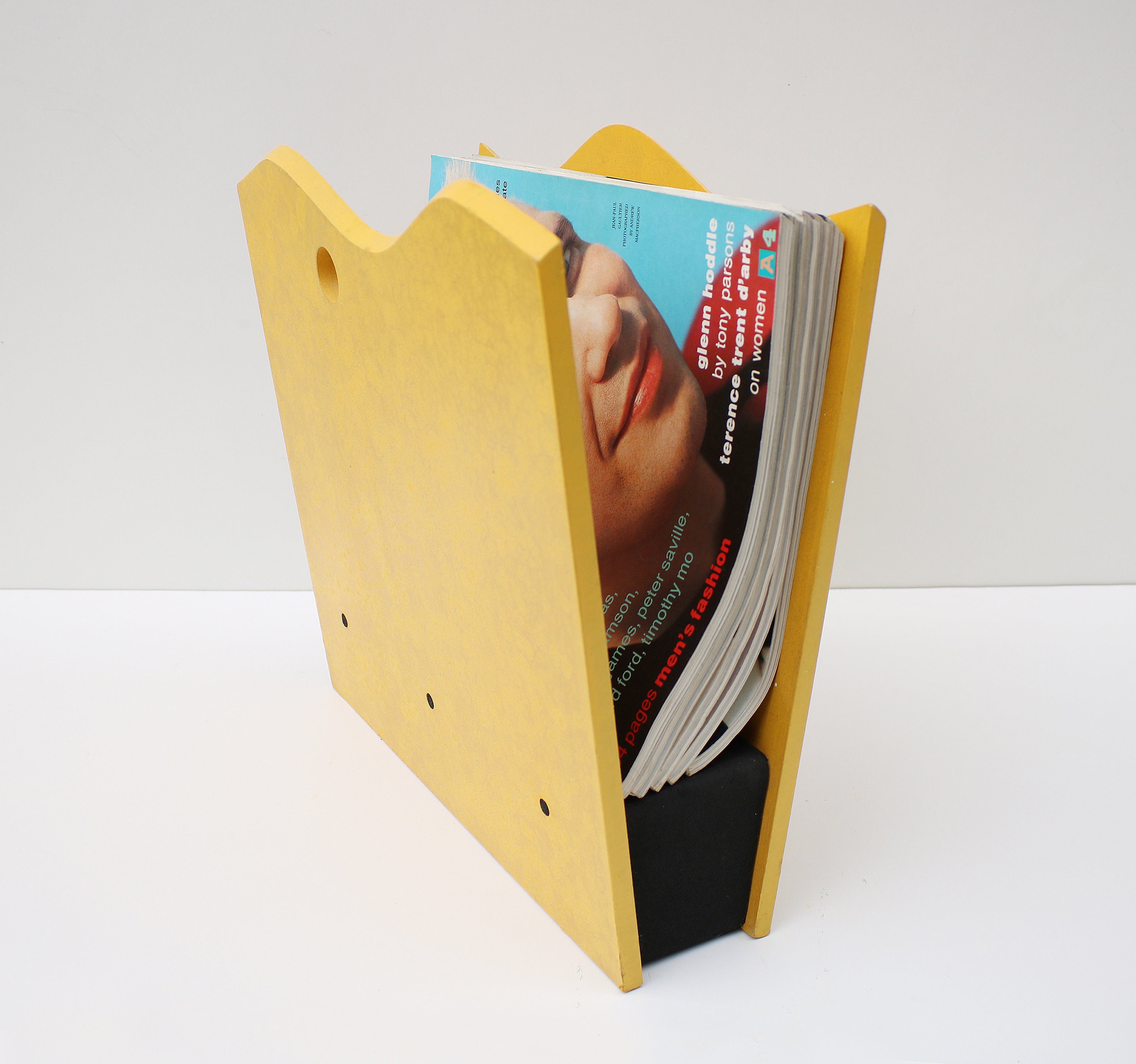 Rare Memphis style 1980s magazine rack vinyl record holder