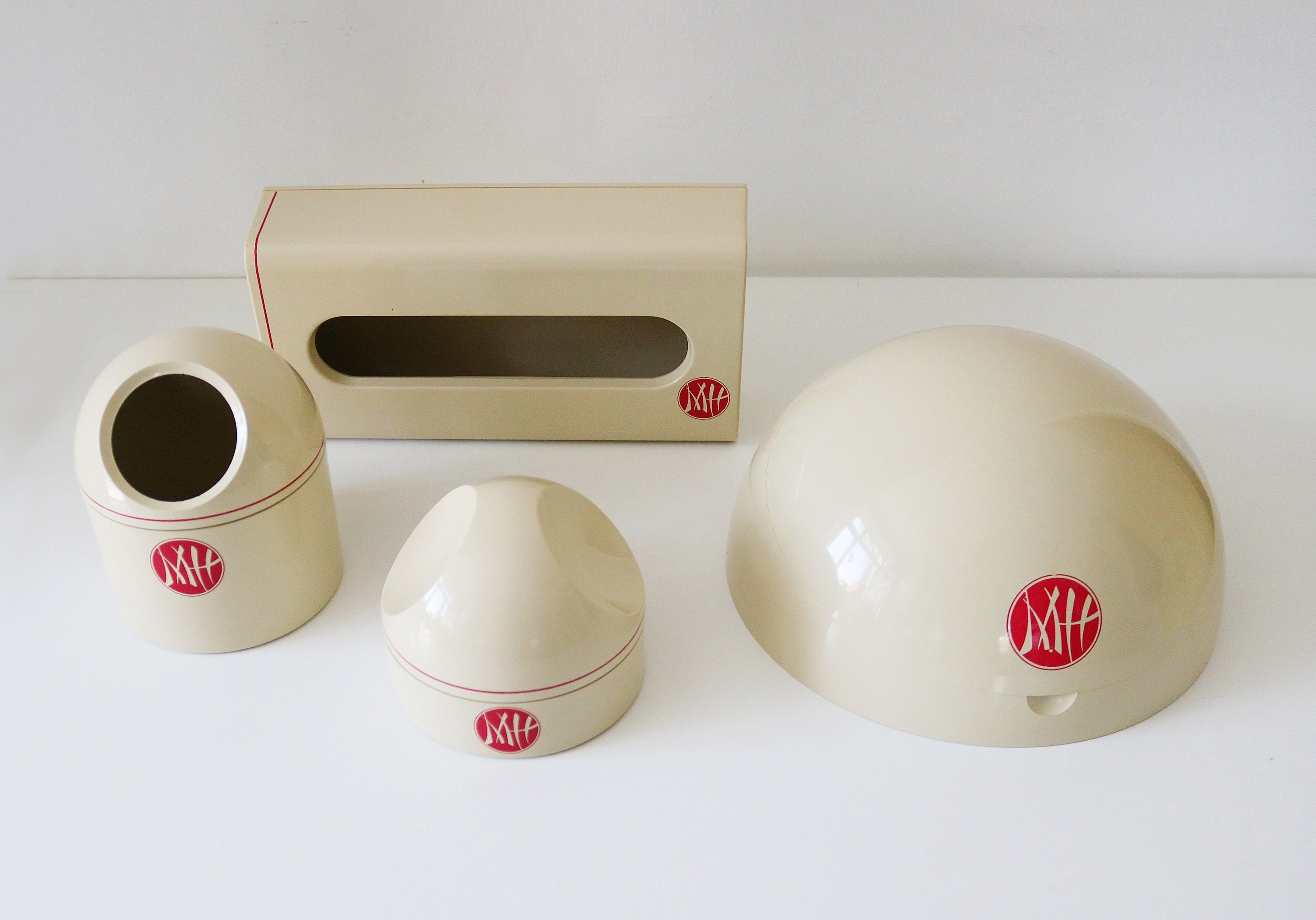 70s unused modernist Tissue Box designed by Makio Hasuike. Gedy for