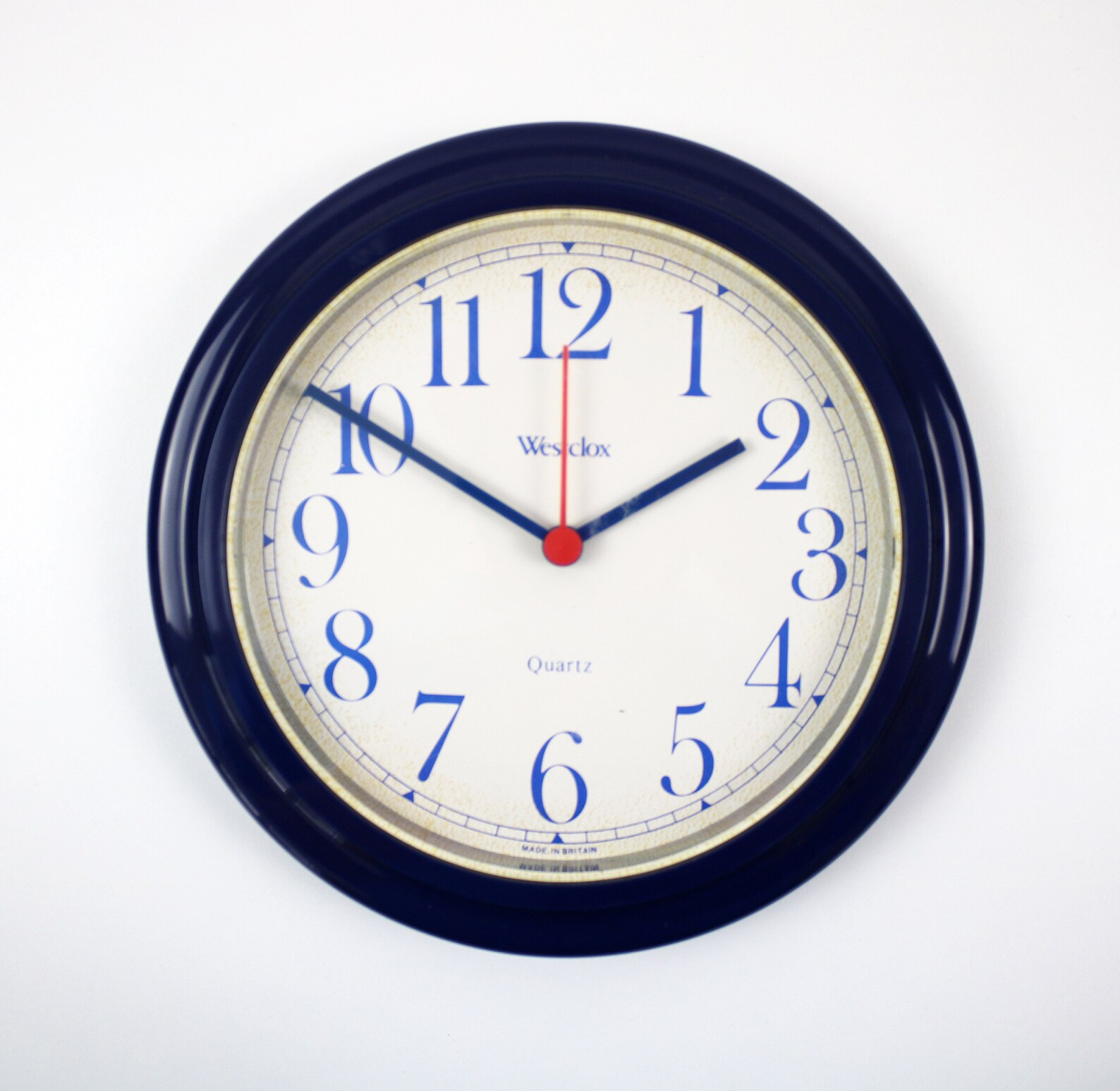 1980s 90s quartz wall clock by Westclox black or navy blue Etsy