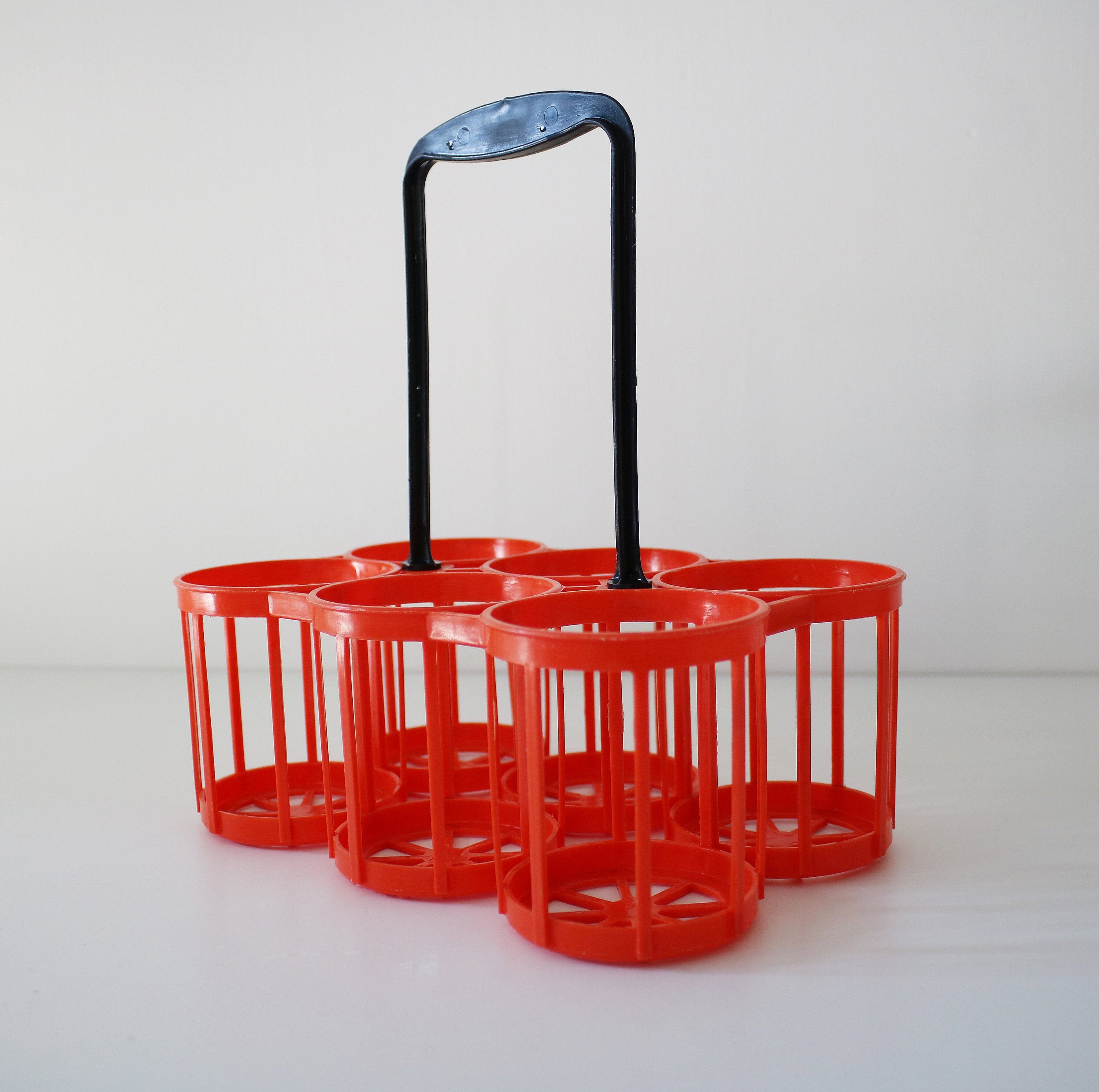 1960s plastic can / canned drink / bottle carrier / holder French