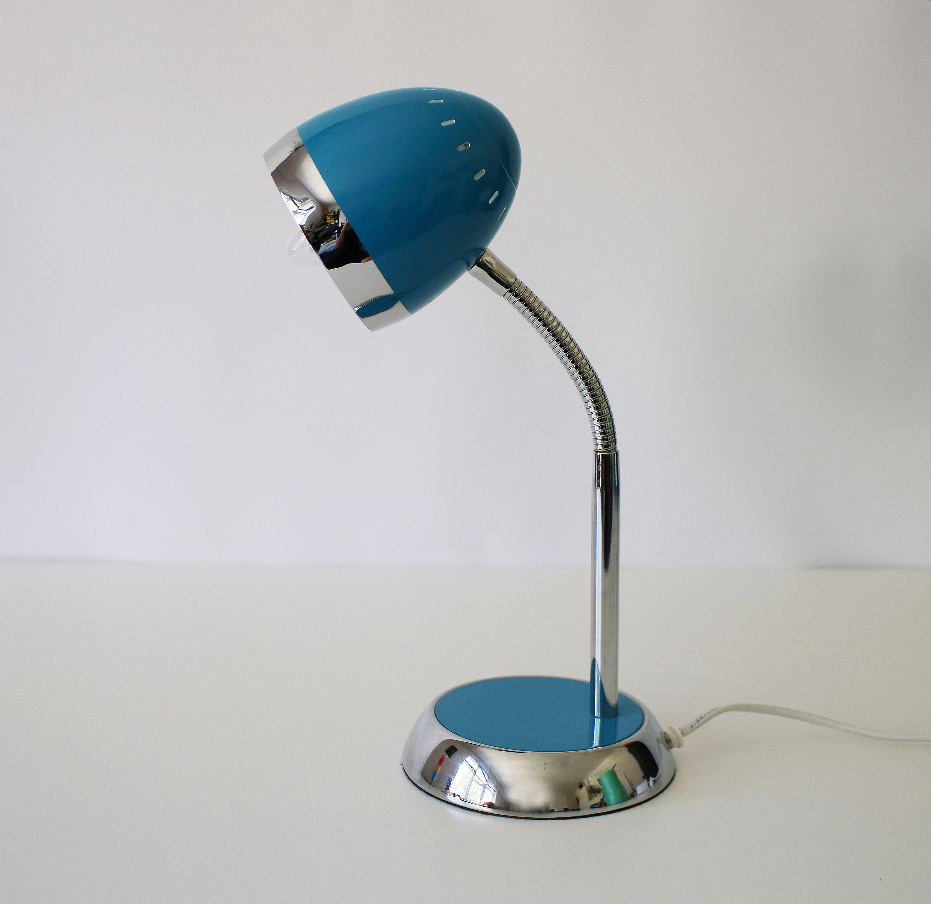 Woolworths 'retro' desk lamp - 50s revival bullet / headlamp chrome and