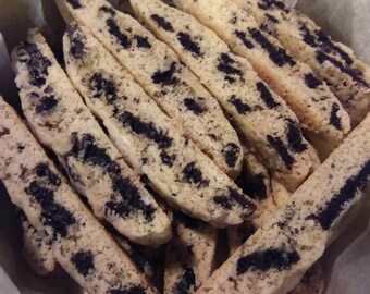 Homemade Oreo Biscotti - 24 Biscotti