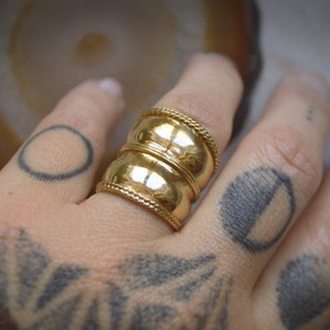 DAPHNE* Chunky ring made of solid brass. Large band, festival, bohemian, hippie