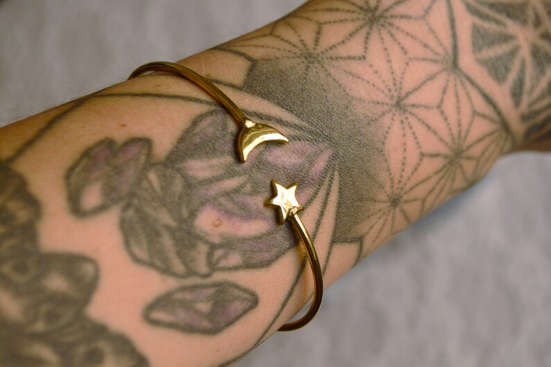 Dreamy modern jewellery Astrological delicate dainty design Adjustable celestial star and moon bracelet
