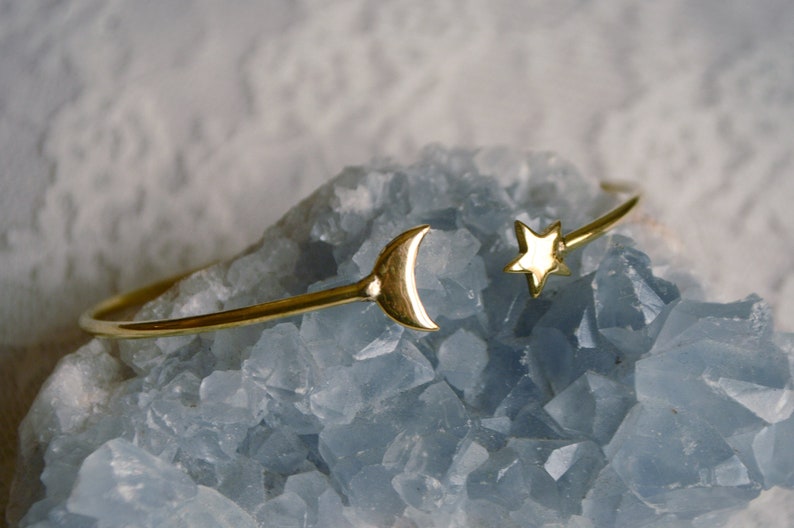 Dreamy modern jewellery Astrological delicate dainty design Adjustable celestial star and moon bracelet