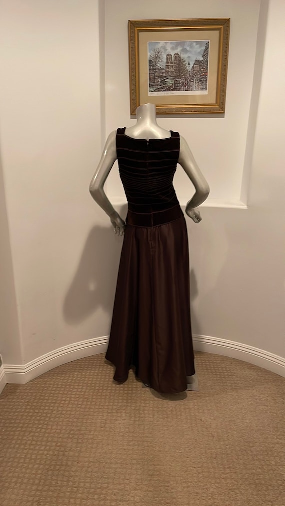 TADASHI Vintage  1990’s Velvet/Taffeta Brown Maxi… - image 6