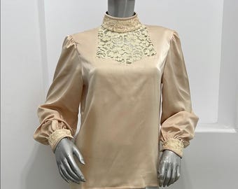 Vintage Women off White Satin Blouse Size M Ecru Satin Shirt Long
