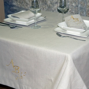 Luxury Personalized Monogram Linen Tablecloth - Top quality product - Large sizes