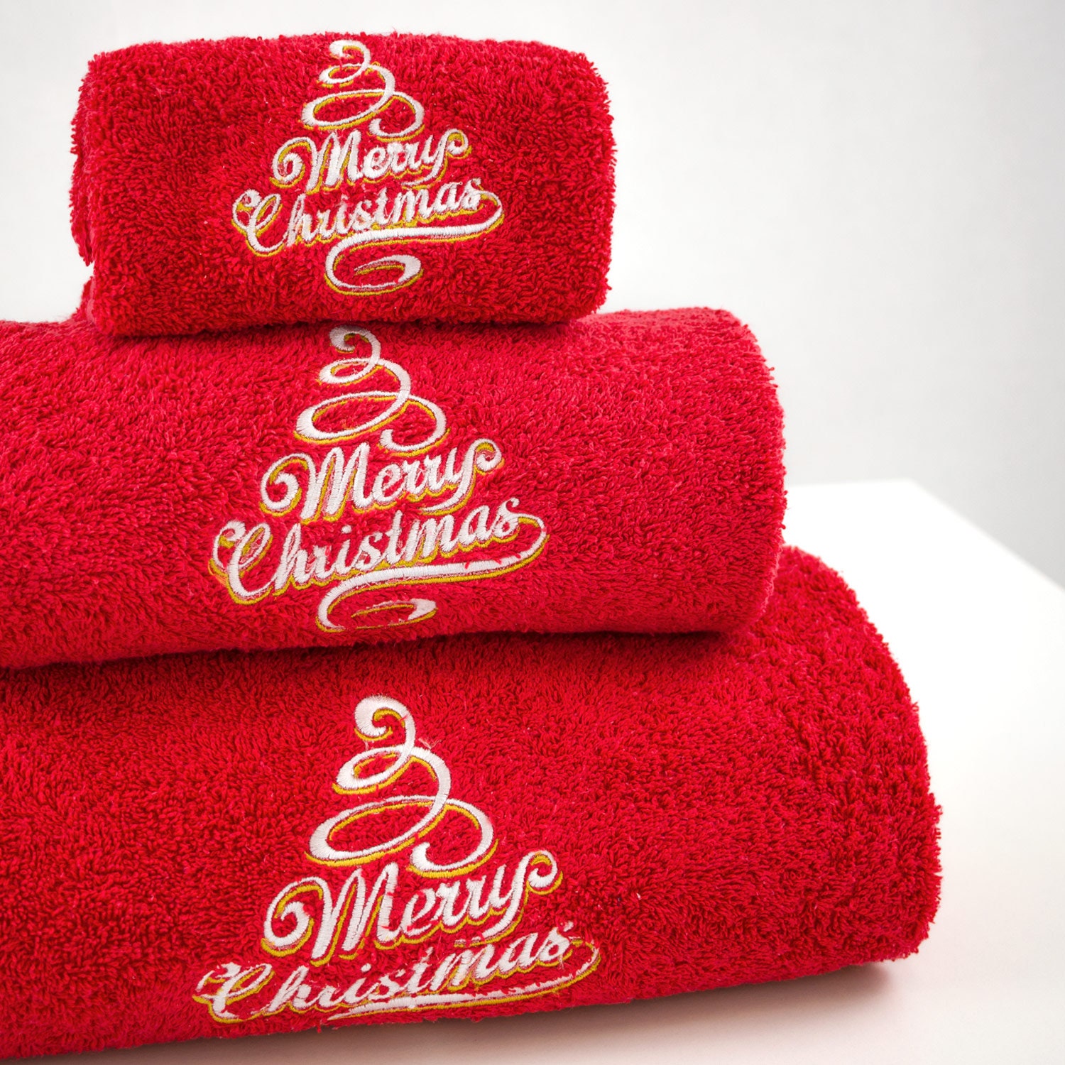Merry Xmas Set of 3 embroidered red bath towels Ref. Merry | Etsy