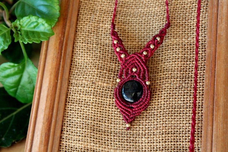 red color with brass beads Golden obsidian Macrame necklace with semi-precious stone Obsidian gold Garnet macram\u00e9 pendant