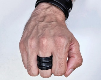 Leather ring for men - Mens jewelry, black ring - ring for men - chunky goth rings