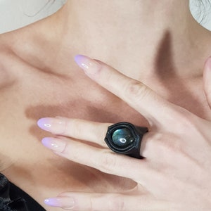 Large labradorite ring | Signet rings, big gothic ring, raven eye | Witch talisman, whimsigoth