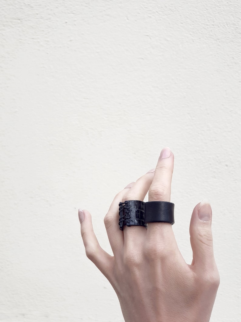 Black Leather laced Ring for woman in upcycled leather ABIME