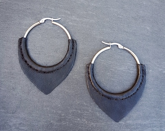 Dark earrings for goth valentines – gothic hoop earrings - fairy grunge jewelry – witchy earrings