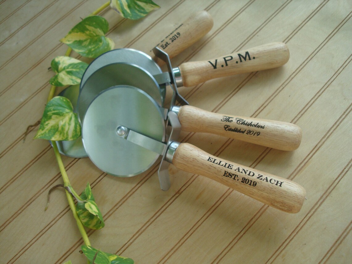 Personalized Pizza Cutter Wood Handle Pizza CutterPizza Etsy